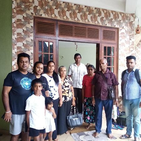 The City Tourist Hotel Anuradhapura Exterior foto
