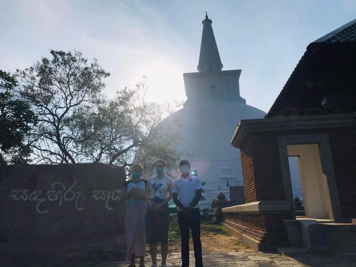 The City Tourist Hotel Anuradhapura Exterior foto