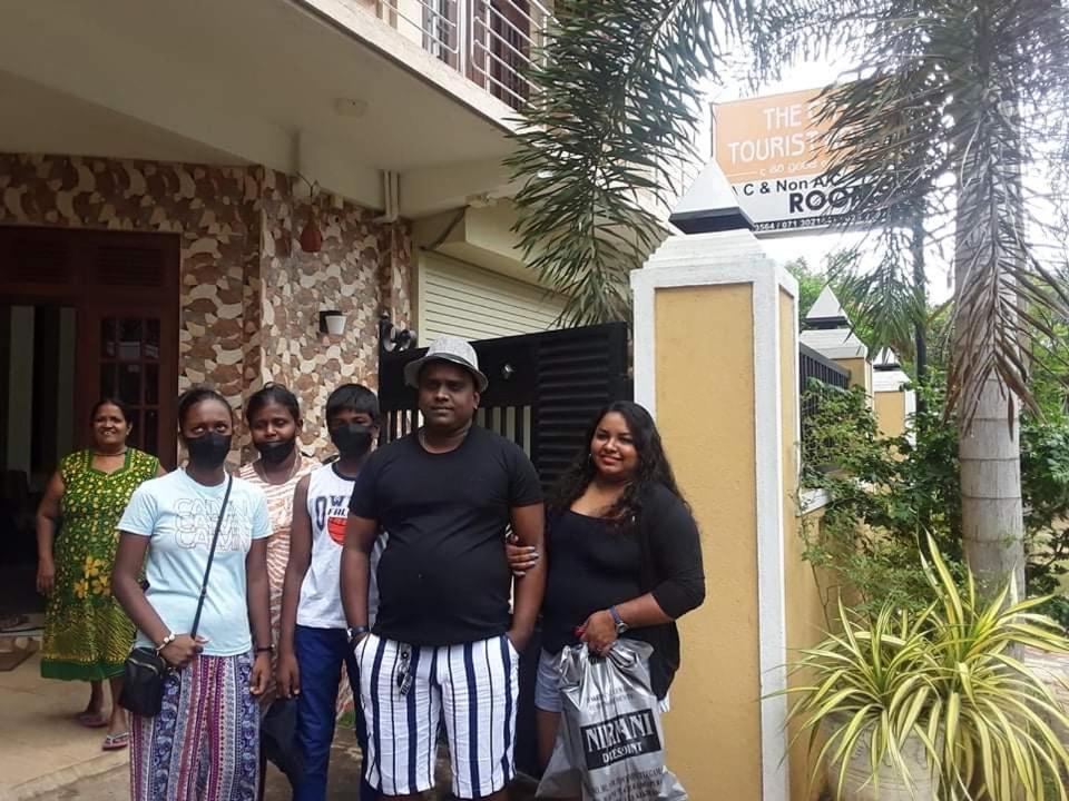 The City Tourist Hotel Anuradhapura Exterior foto